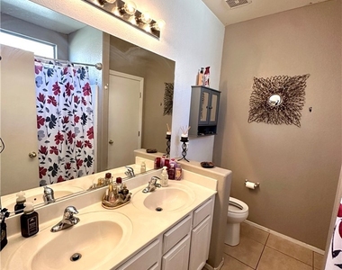 6623 Brick House Avenue - Photo Thumbnail 11