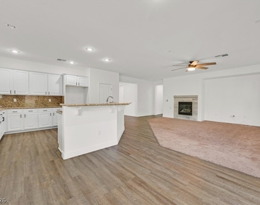 913 Hickory Park Street - Photo Thumbnail 20