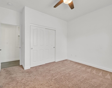 913 Hickory Park Street - Photo Thumbnail 13