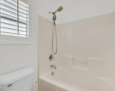 913 Hickory Park Street - Photo Thumbnail 11