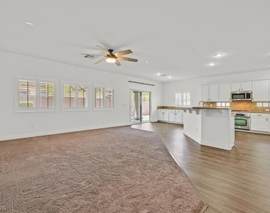 913 Hickory Park Street - Photo Thumbnail 15