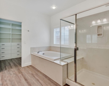 913 Hickory Park Street - Photo Thumbnail 28