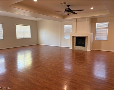 8072 Dolce Flore Avenue - Photo Thumbnail 10