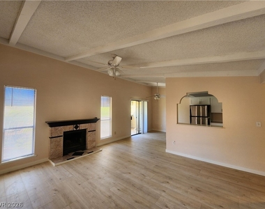 4732 Obannon Drive - Photo Thumbnail 2