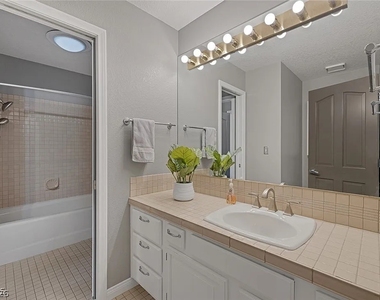 9 Quail Run Road - Photo Thumbnail 31