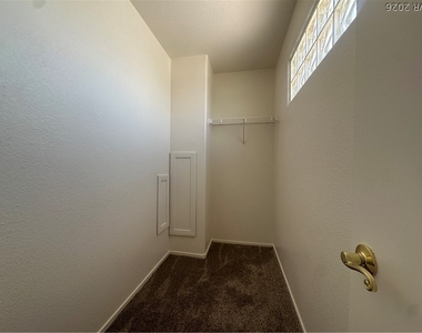 4582 Heavenly Love Way - Photo Thumbnail 10