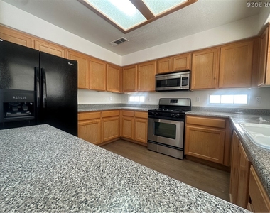 4582 Heavenly Love Way - Photo Thumbnail 3