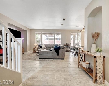 10914 Esta Ponia Court - Photo Thumbnail 29