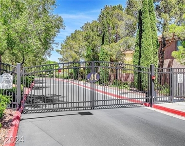 10914 Esta Ponia Court - Photo Thumbnail 9
