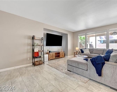 10914 Esta Ponia Court - Photo Thumbnail 24