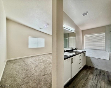 5731 Montezuma Creek Street - Photo Thumbnail 7