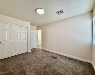 5731 Montezuma Creek Street - Photo Thumbnail 17