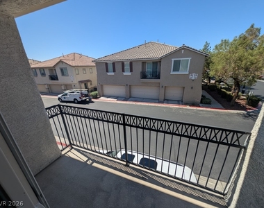 9120 Alpine Grove Avenue - Photo Thumbnail 16