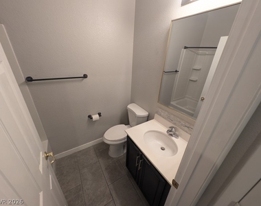 9120 Alpine Grove Avenue - Photo Thumbnail 15
