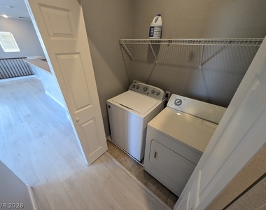 9120 Alpine Grove Avenue - Photo Thumbnail 8
