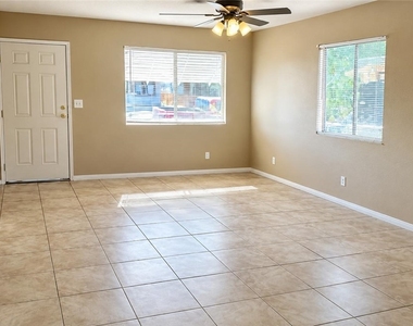 4080 Studio Street - Photo Thumbnail 5