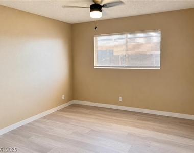 4080 Studio Street - Photo Thumbnail 10