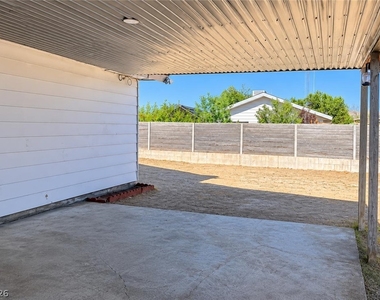 4080 Studio Street - Photo Thumbnail 2