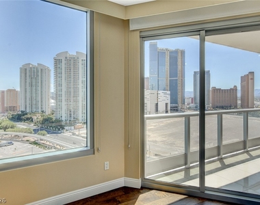 222 Karen Avenue - Photo Thumbnail 17