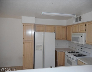 5710 E Tropicana Avenue - Photo Thumbnail 2