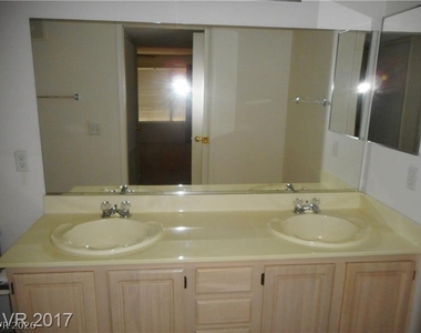 5710 E Tropicana Avenue - Photo Thumbnail 9