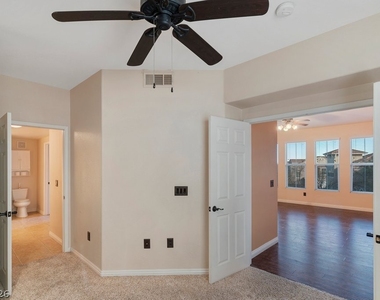 10001 Peace Way - Photo Thumbnail 22