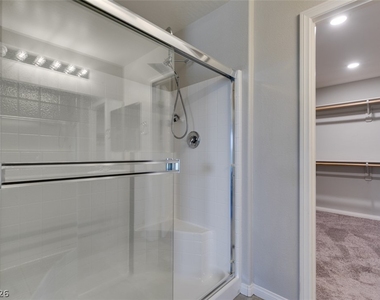 4348 Stardusk Falls Avenue - Photo Thumbnail 14