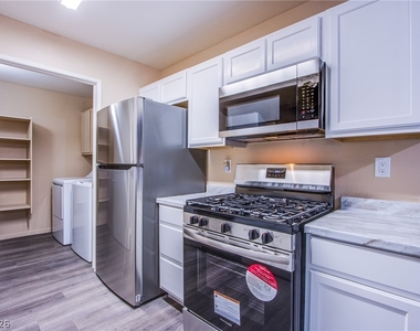 7885 W Flamingo Road - Photo Thumbnail 9