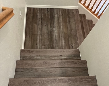 10600 Cold Mountain Avenue - Photo Thumbnail 12