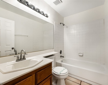 2709 Camphor Tree Street - Photo Thumbnail 15