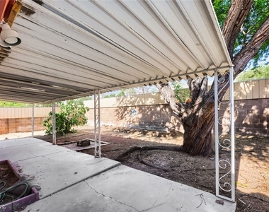 2709 Camphor Tree Street - Photo Thumbnail 17