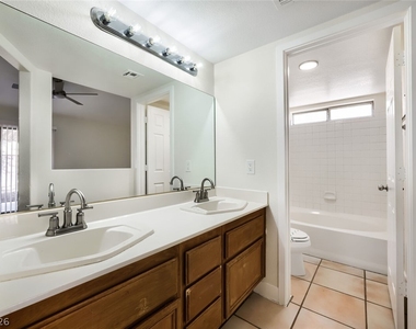 2709 Camphor Tree Street - Photo Thumbnail 11