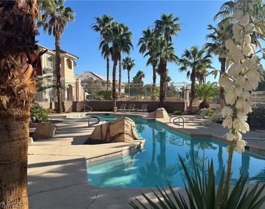 424 Pine Haven Street - Photo Thumbnail 32