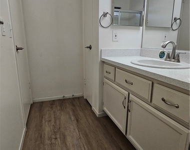 3981 Delos Drive - Photo Thumbnail 38