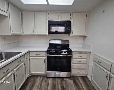 3981 Delos Drive - Photo Thumbnail 16