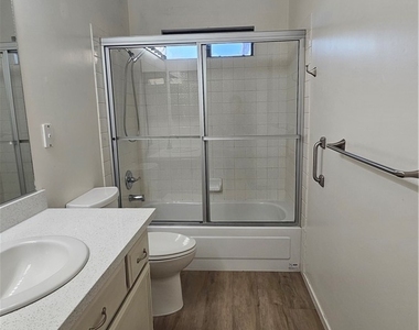 3981 Delos Drive - Photo Thumbnail 37