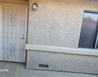 3981 Delos Drive - Photo Thumbnail 2
