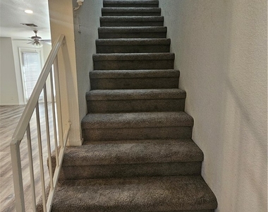 3981 Delos Drive - Photo Thumbnail 22
