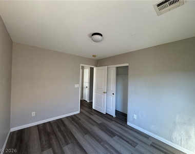 11776 Red Water Court - Photo Thumbnail 15