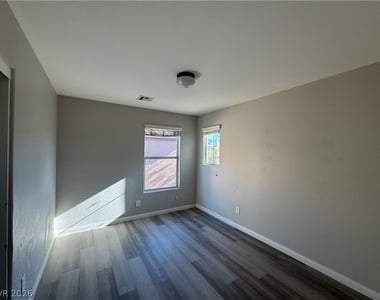 11776 Red Water Court - Photo Thumbnail 16