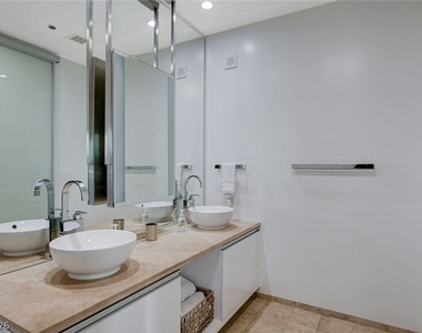 3722 Las Vegas Boulevard - Photo Thumbnail 11
