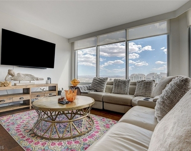 222 Karen Avenue - Photo Thumbnail 1