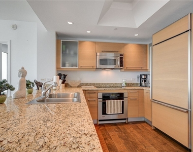 222 Karen Avenue - Photo Thumbnail 4