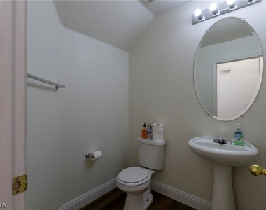8152 Starling View Court - Photo Thumbnail 14