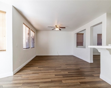 8152 Starling View Court - Photo Thumbnail 7
