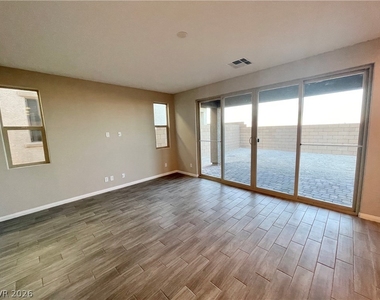 7108 Tilligerry Street - Photo Thumbnail 9