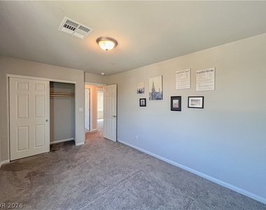 385 Canyon Mist Court - Photo Thumbnail 23