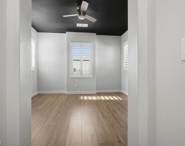 10327 Parkview Mountain Avenue - Photo Thumbnail 31