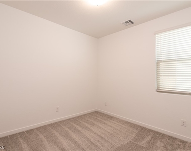 12412 Ocean Tiller Avenue - Photo Thumbnail 22