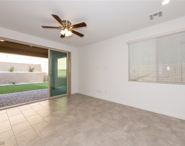 12412 Ocean Tiller Avenue - Photo Thumbnail 4
